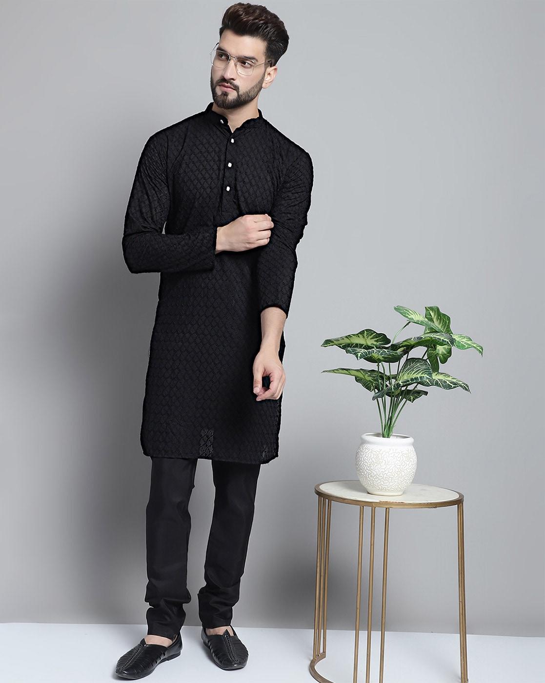 Embroidered Mandarin Collar Kurta