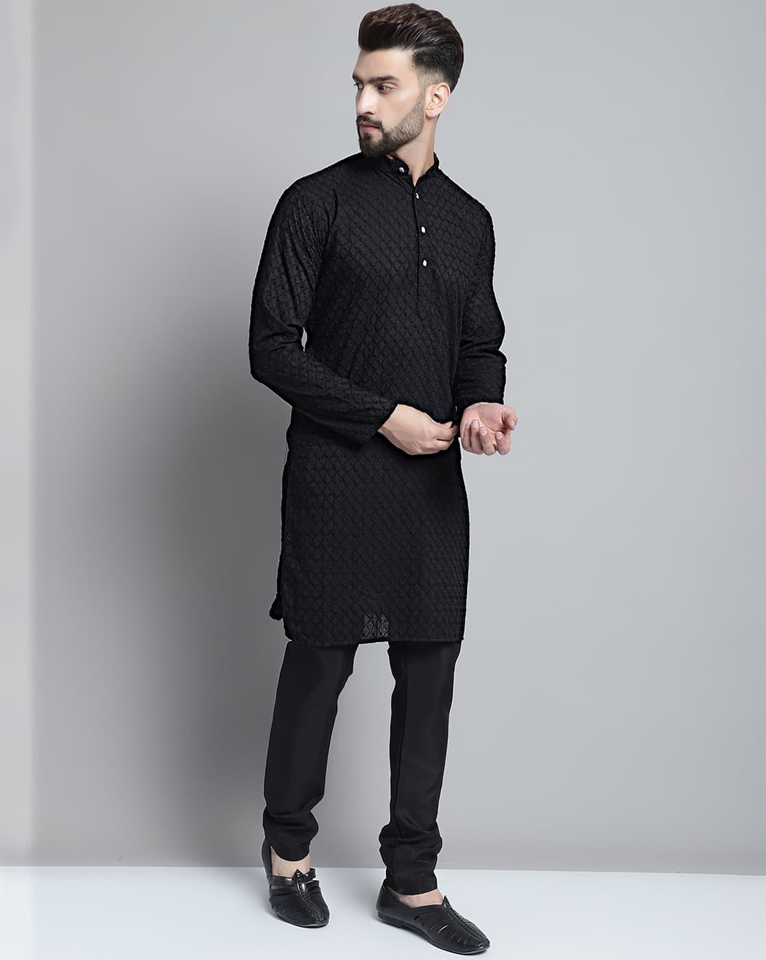 Embroidered Mandarin Collar Kurta
