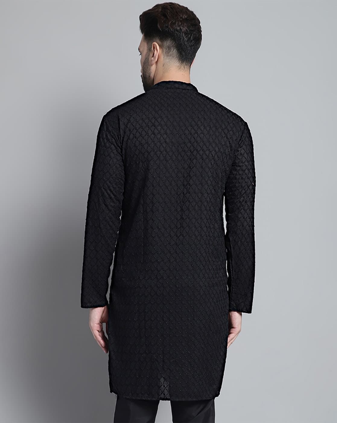 Embroidered Mandarin Collar Kurta