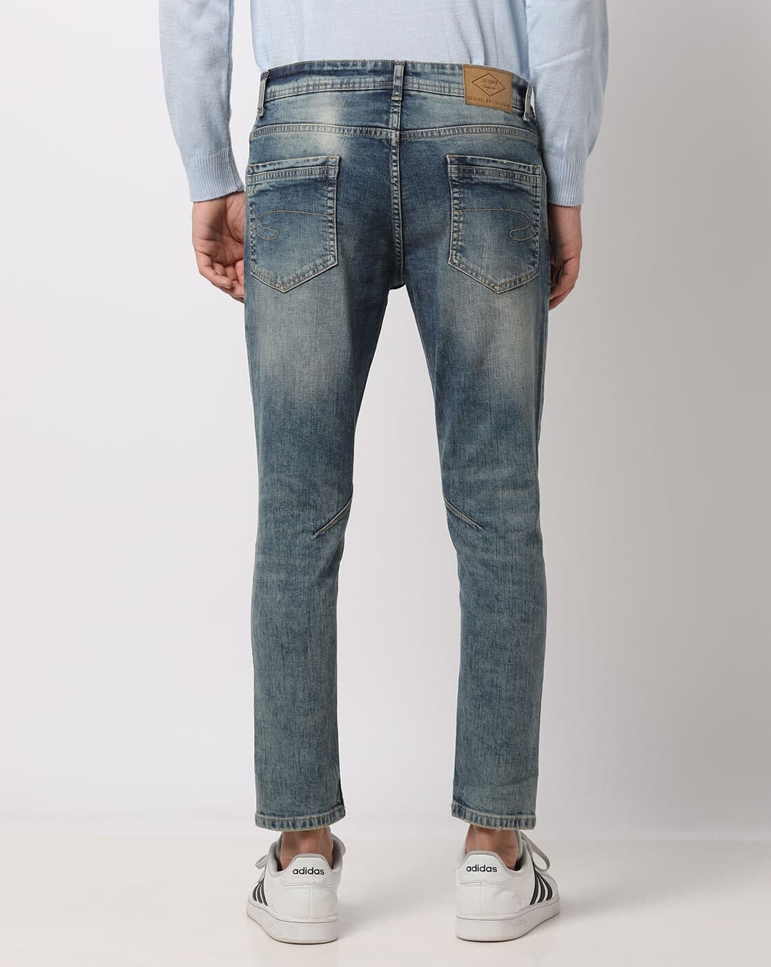 Distressed Cropped Slim Fit Jeans